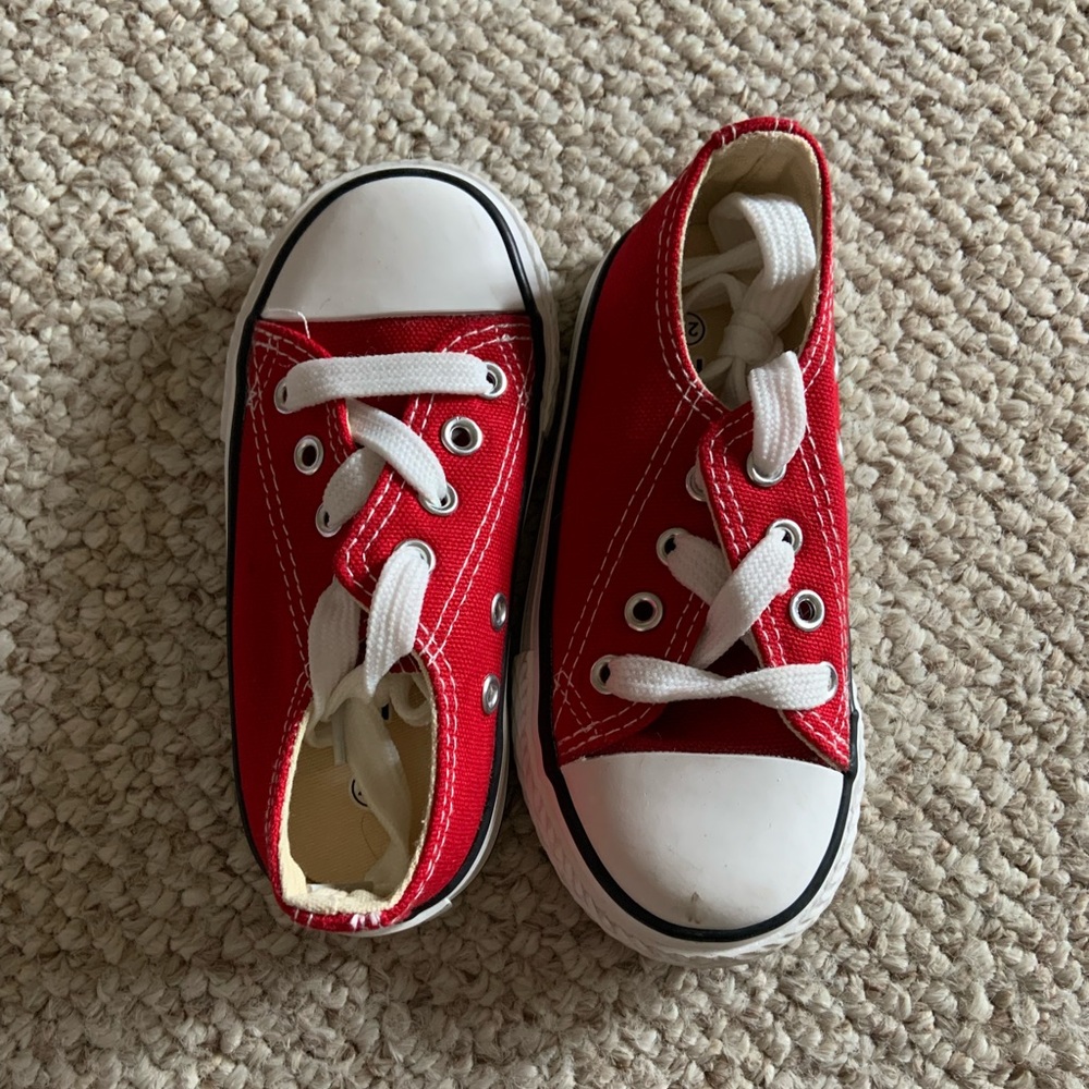 Kids Converse, Smoke Free Home